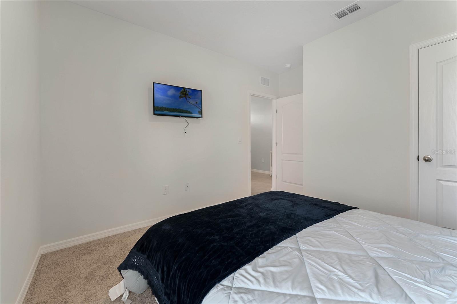 Image 11 of 53 For 511 Auburn Grove Terrace