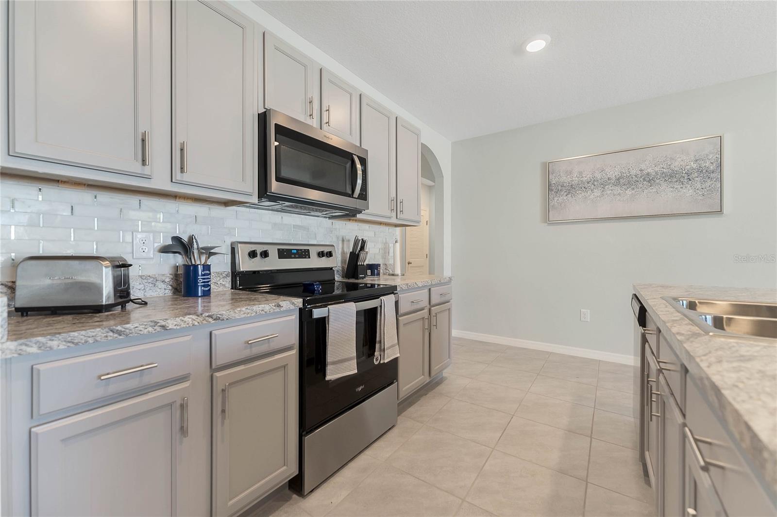 Image 19 of 53 For 511 Auburn Grove Terrace