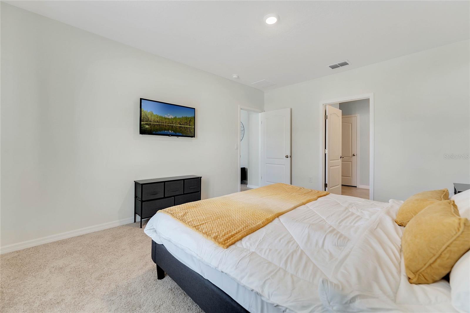 Image 30 of 53 For 511 Auburn Grove Terrace