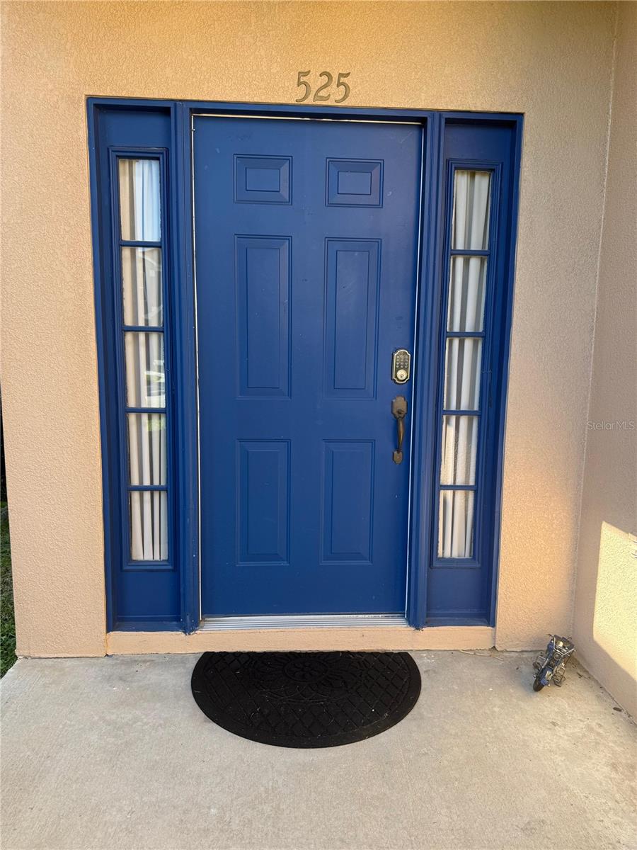 Image 3 of 17 For 525 Corvina Drive