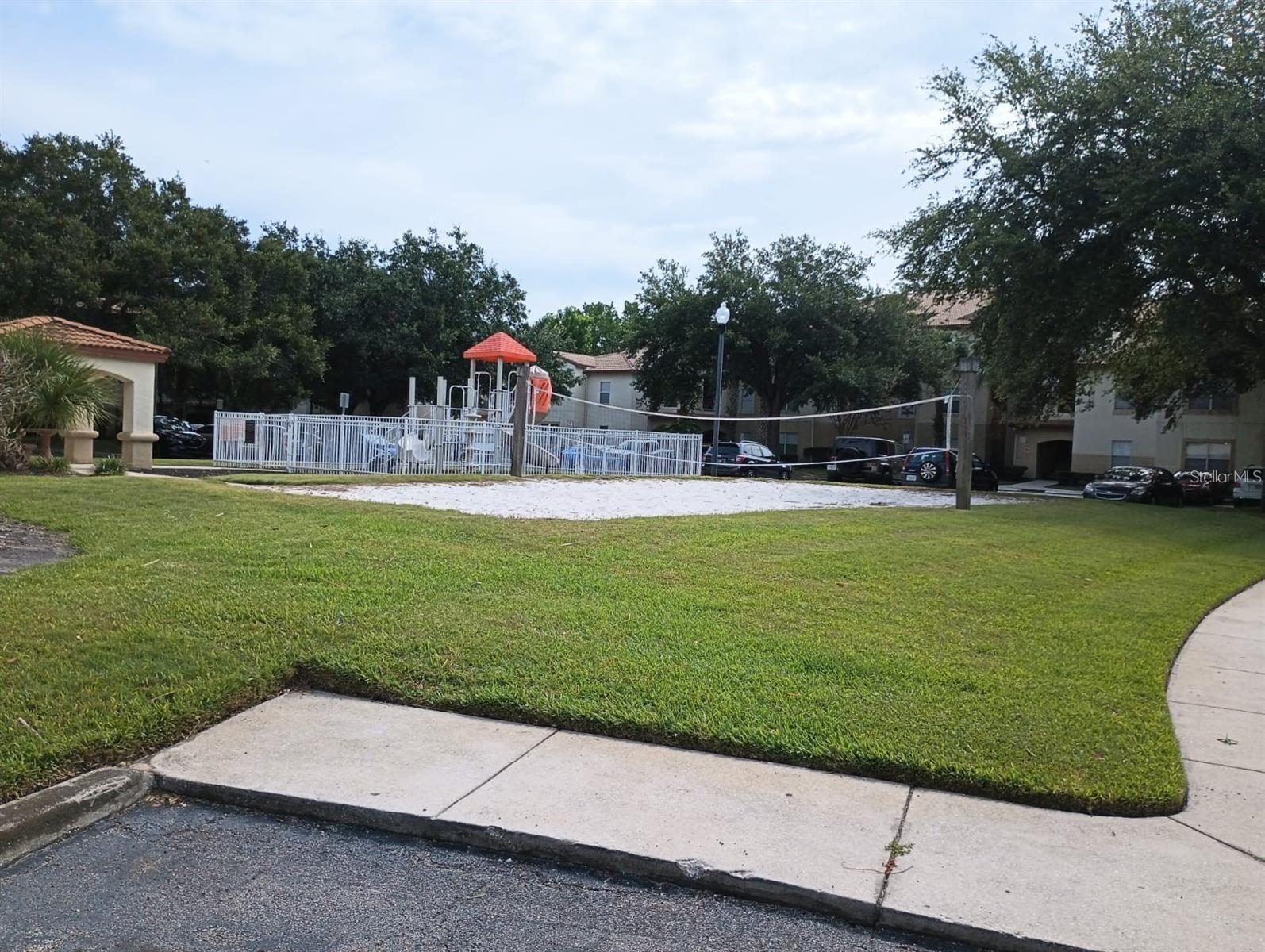 Image 12 of 15 For 826 Camargo Way 310