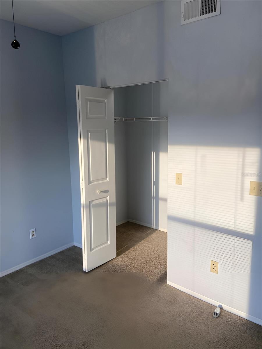 Image 20 of 34 For 826 Camargo Way 310