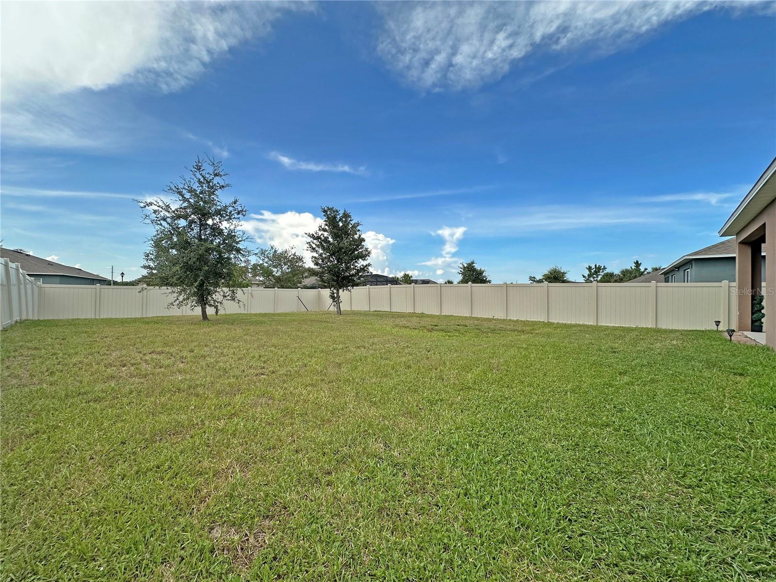 Image 18 of 20 For 907 Big Bend Avenue