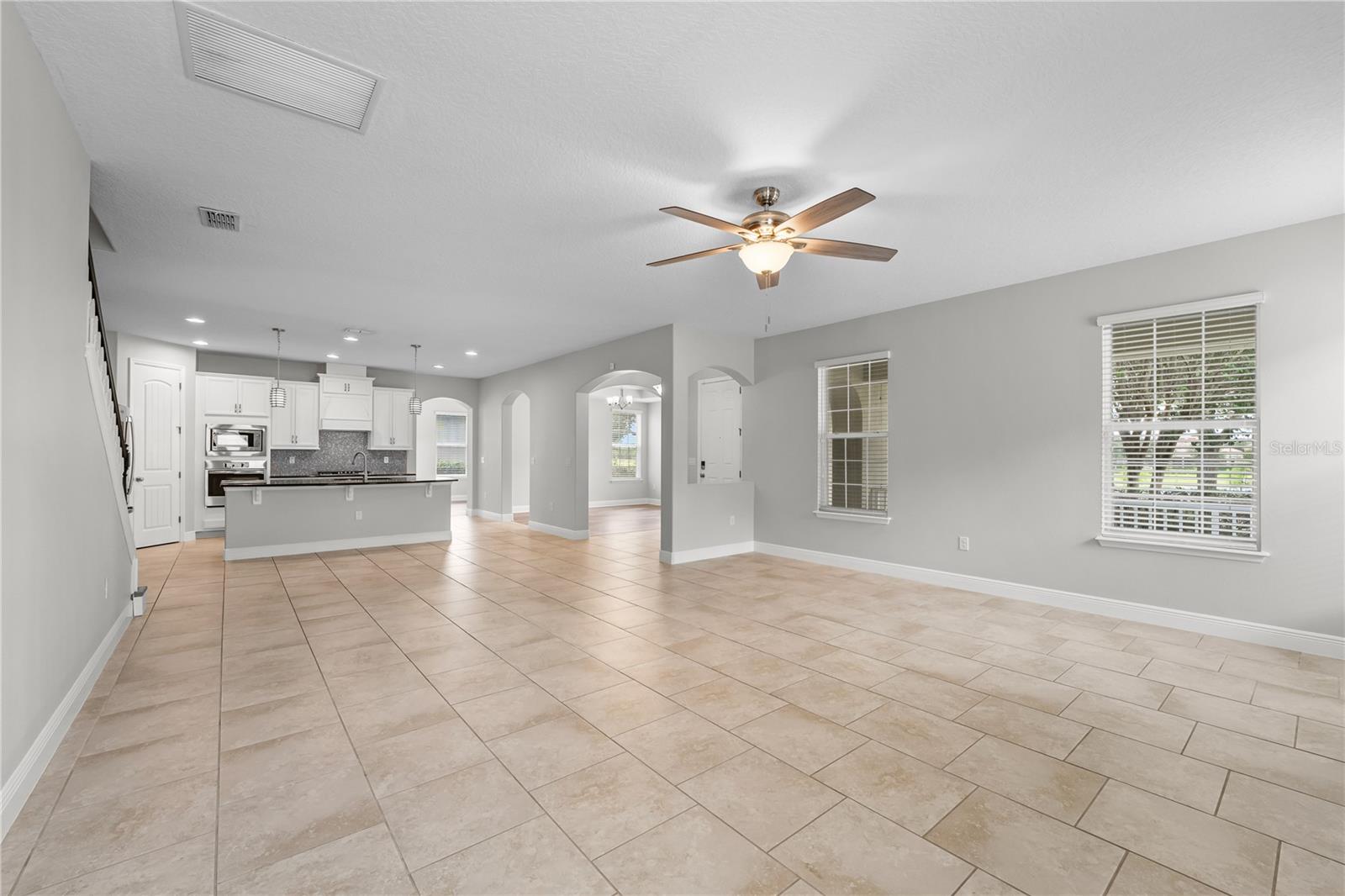 Image 18 of 64 For 7930 Summerlake Pointe Boulevard