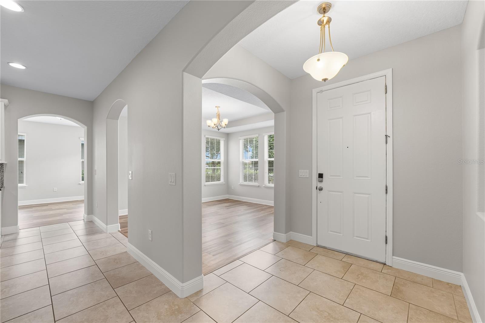 Image 19 of 64 For 7930 Summerlake Pointe Boulevard