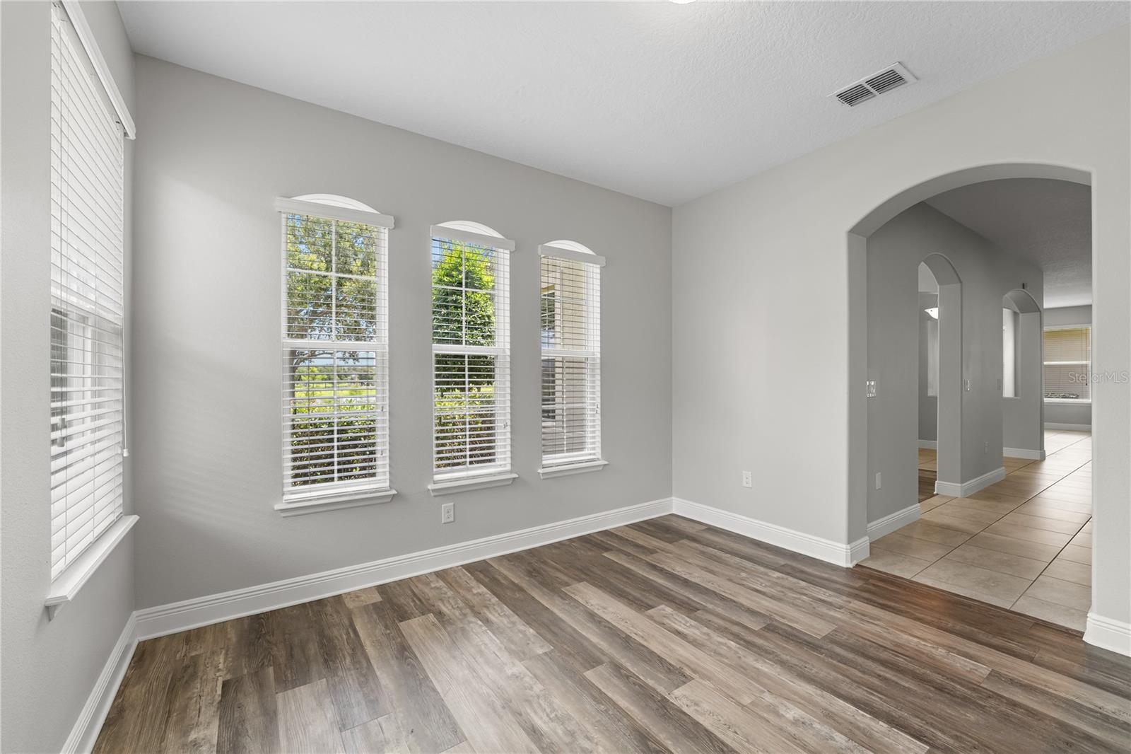 Image 23 of 64 For 7930 Summerlake Pointe Boulevard
