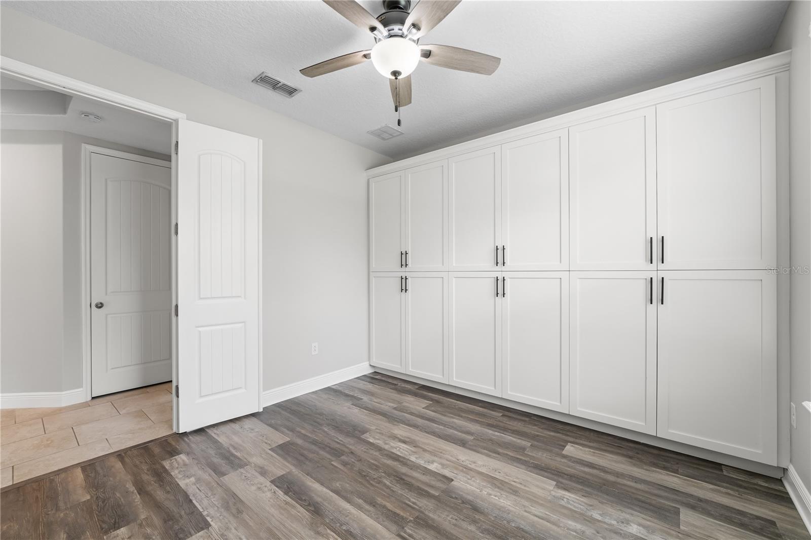 Image 26 of 64 For 7930 Summerlake Pointe Boulevard