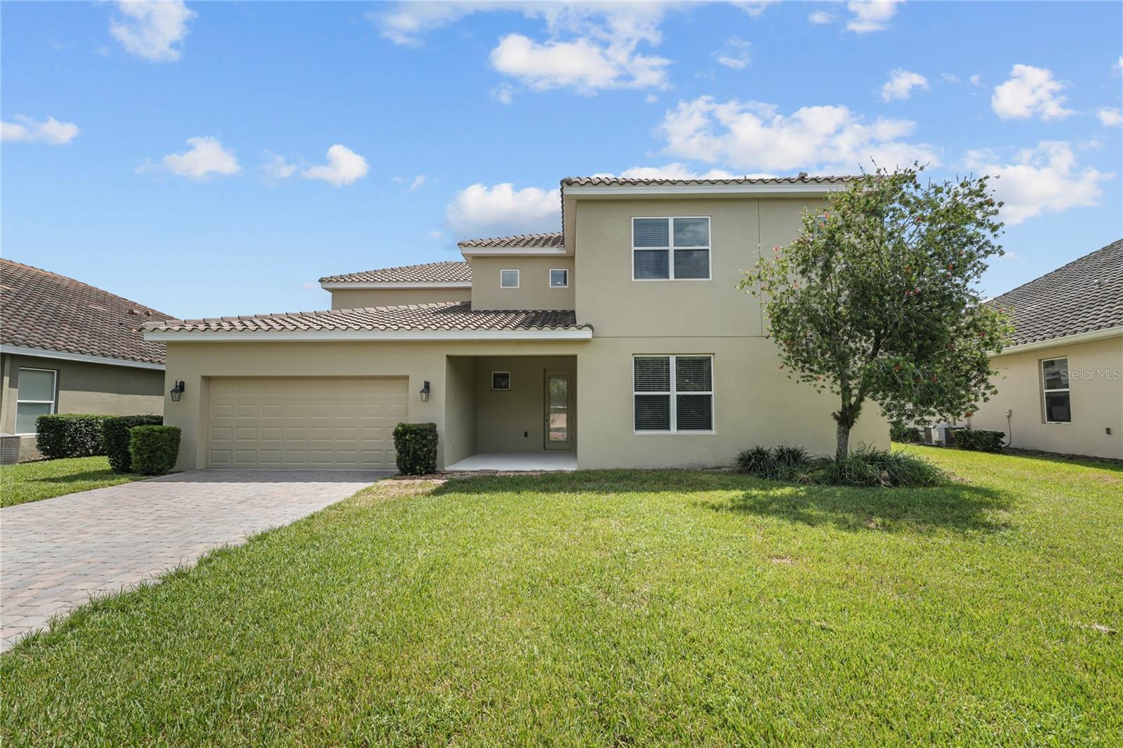 Image 3 of 64 For 7930 Summerlake Pointe Boulevard
