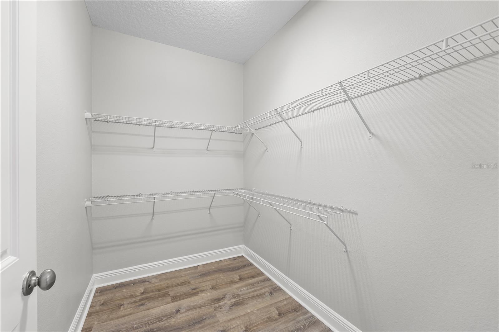 Image 37 of 64 For 7930 Summerlake Pointe Boulevard