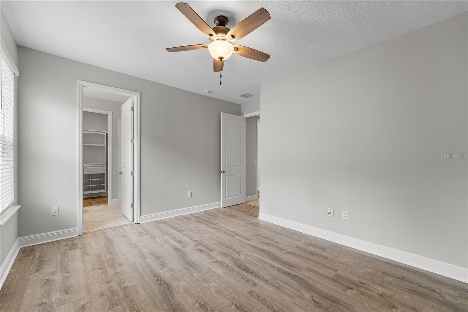 Image 39 of 64 For 7930 Summerlake Pointe Boulevard