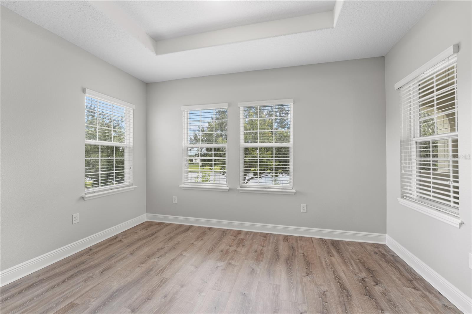 Image 44 of 64 For 7930 Summerlake Pointe Boulevard