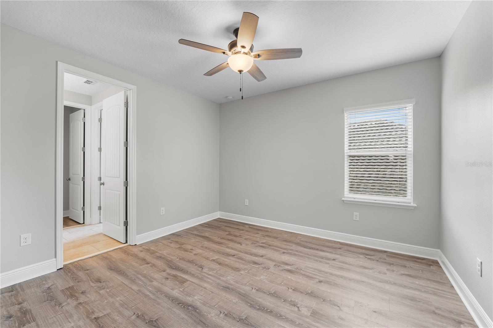Image 50 of 64 For 7930 Summerlake Pointe Boulevard
