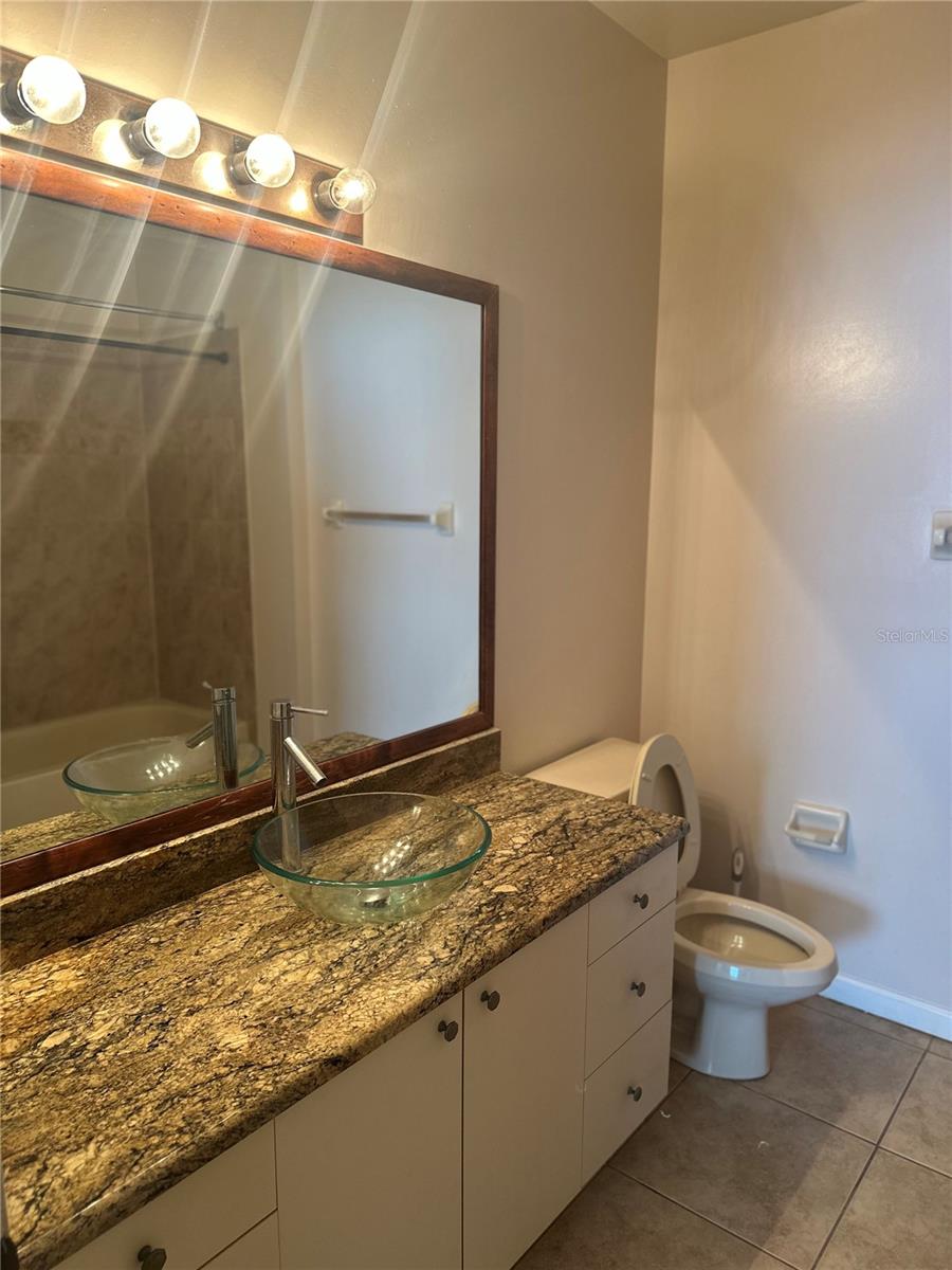 Image 25 of 39 For 4865 Cypress Woods Drive 2202