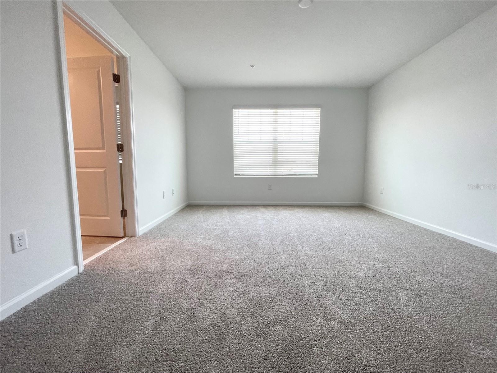 Image 10 of 31 For 11533 Straits Way