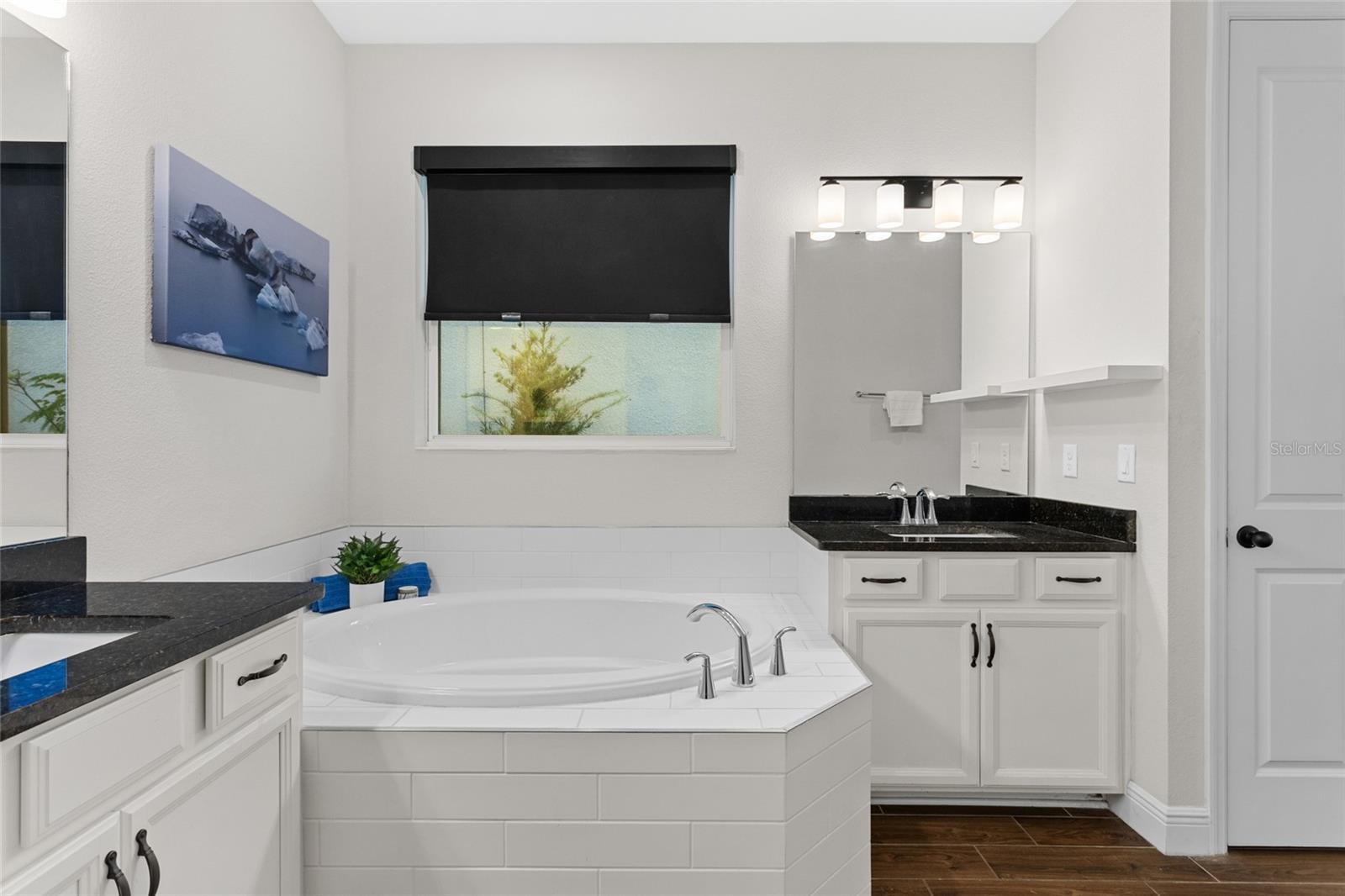 Image 19 of 36 For 1579 Cheshire Oaks Lane