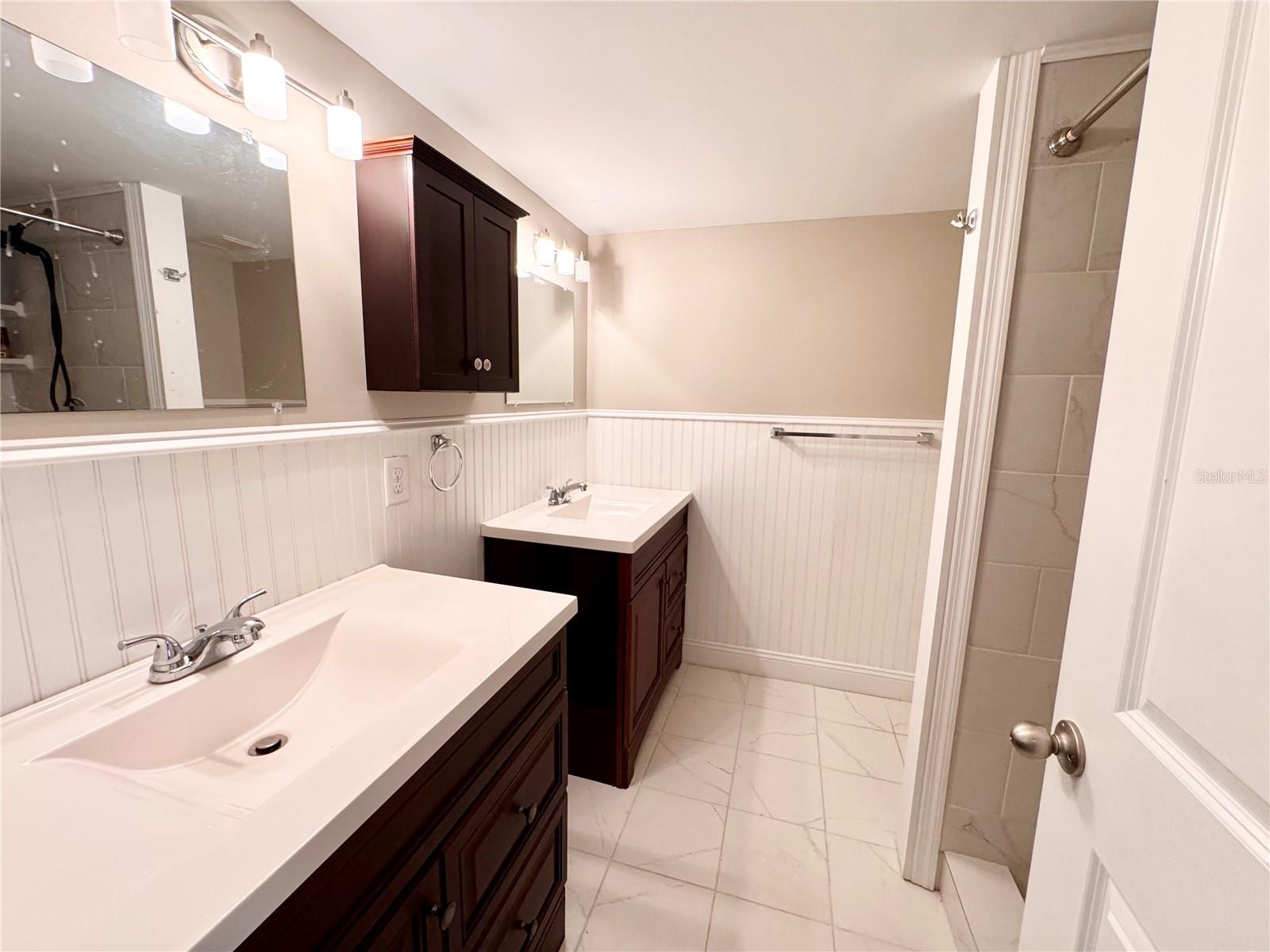 Image 10 of 14 For 4318 Lake Underhill Road 17 B