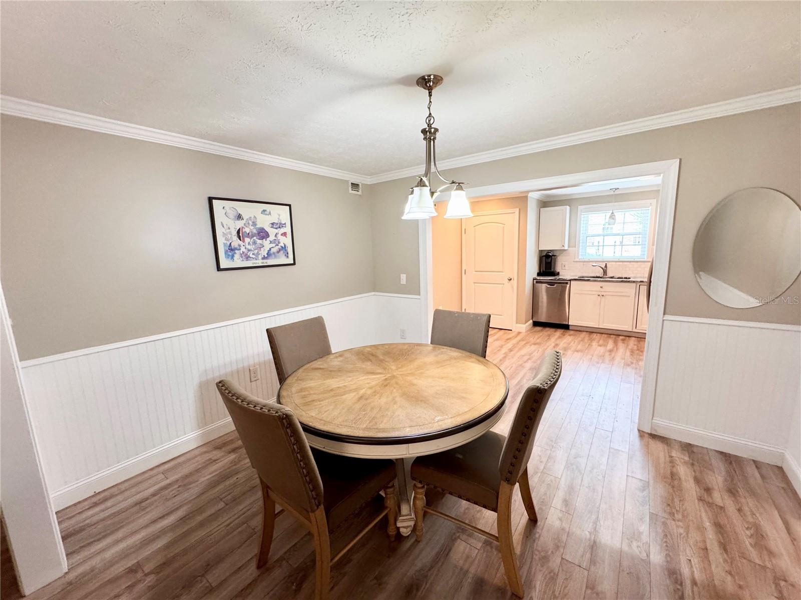 Image 3 of 14 For 4318 Lake Underhill Road 17 B