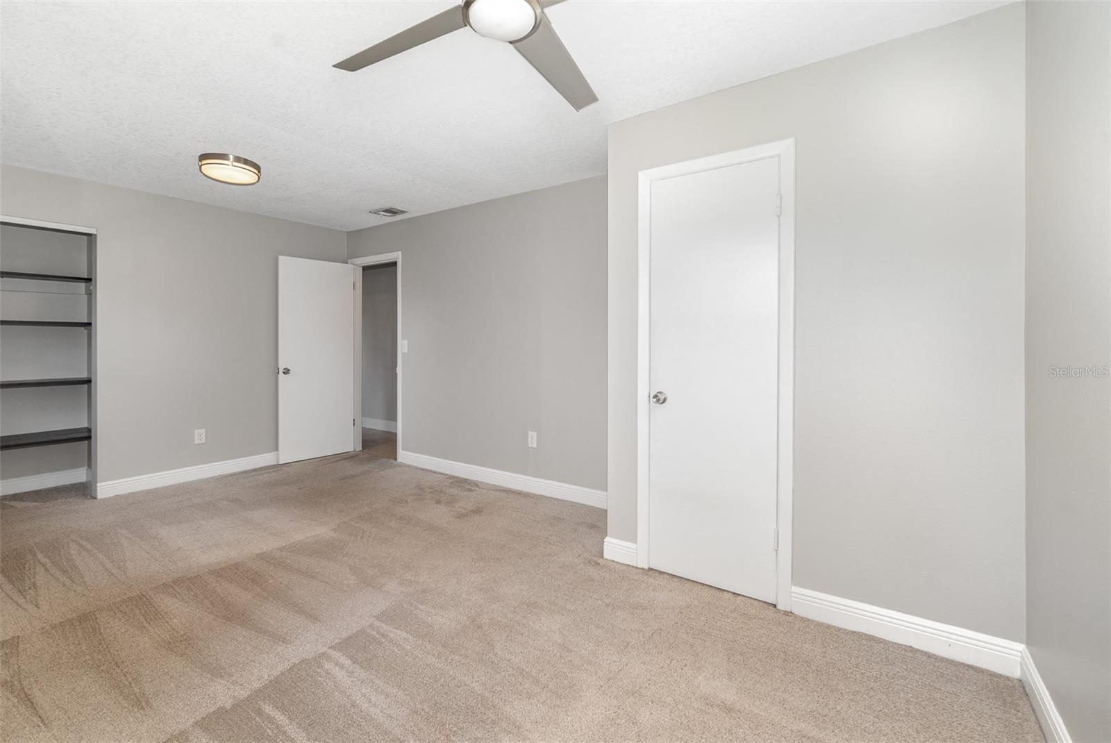 Image 18 of 28 For 698 Douglas Avenue