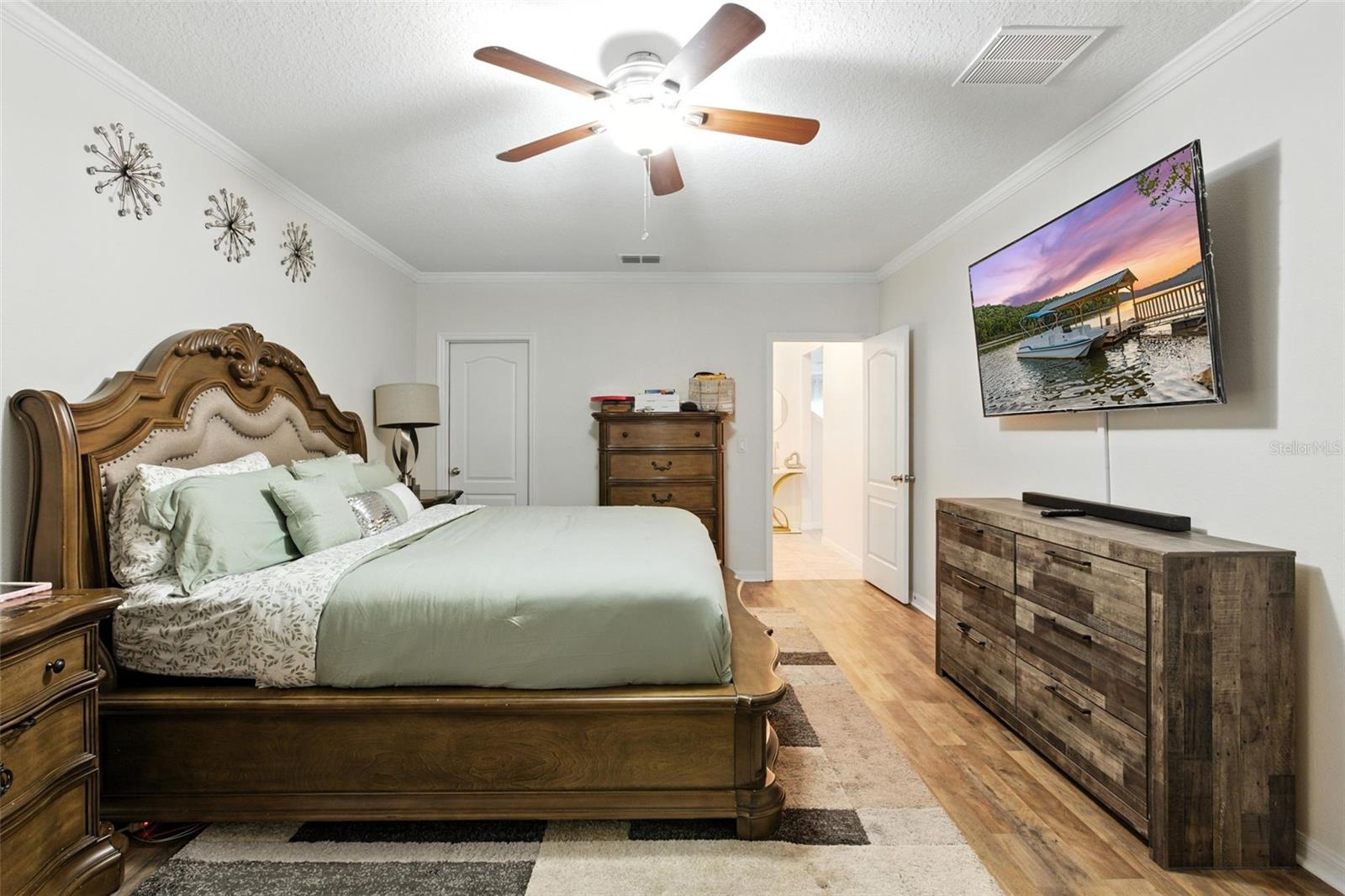 Image 18 of 41 For 4775 Grassy Knoll Drive