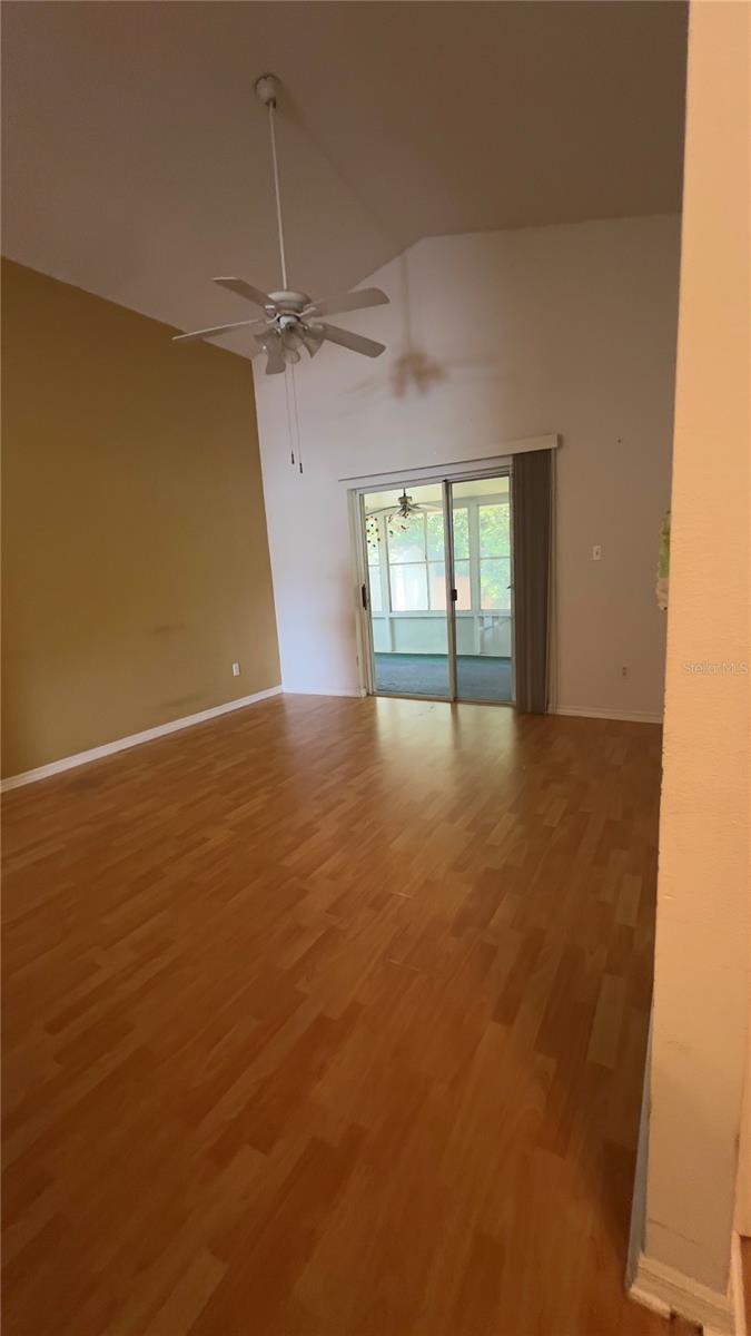 Image 7 of 13 For 1025 Lejay Street