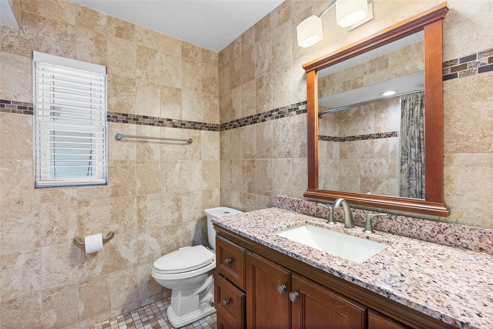 Image 25 of 31 For 8801 El Prado