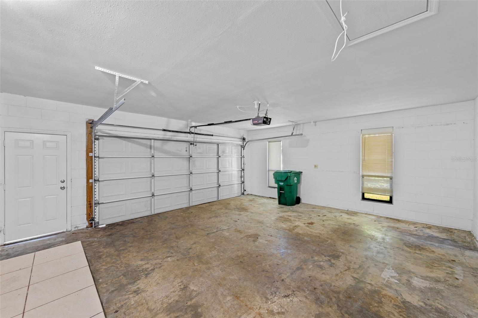 Image 19 of 22 For 525 Garden Heights Drive