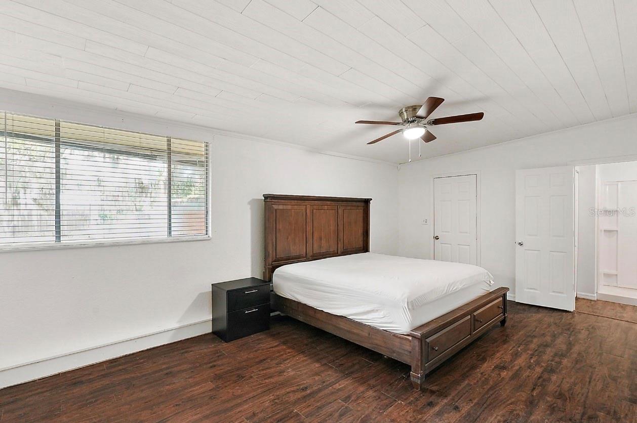 Image 11 of 23 For 1138 12th Street