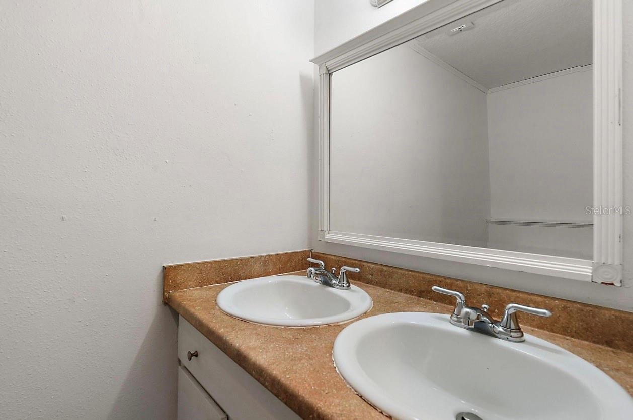 Image 16 of 23 For 1138 12th Street