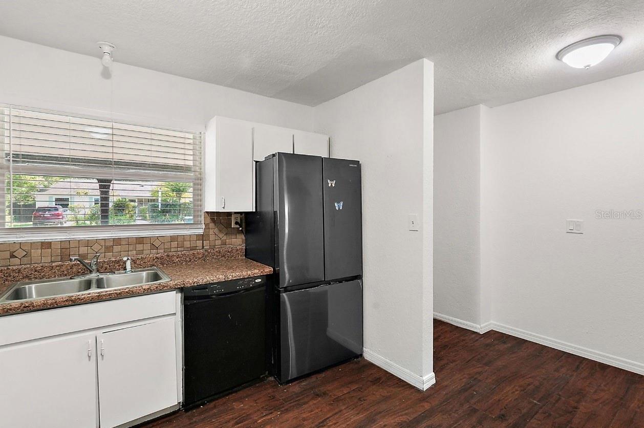 Image 6 of 23 For 1138 12th Street