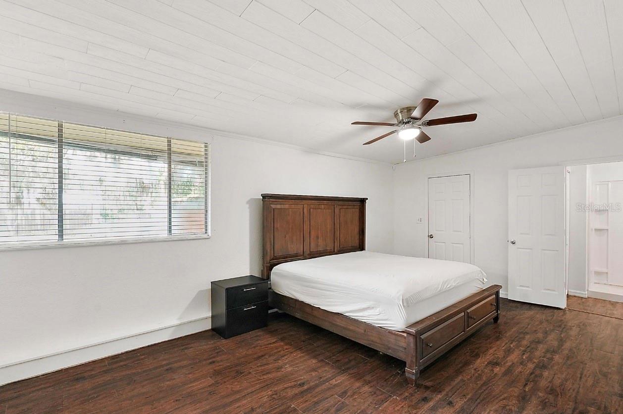 Image 8 of 23 For 1138 12th Street