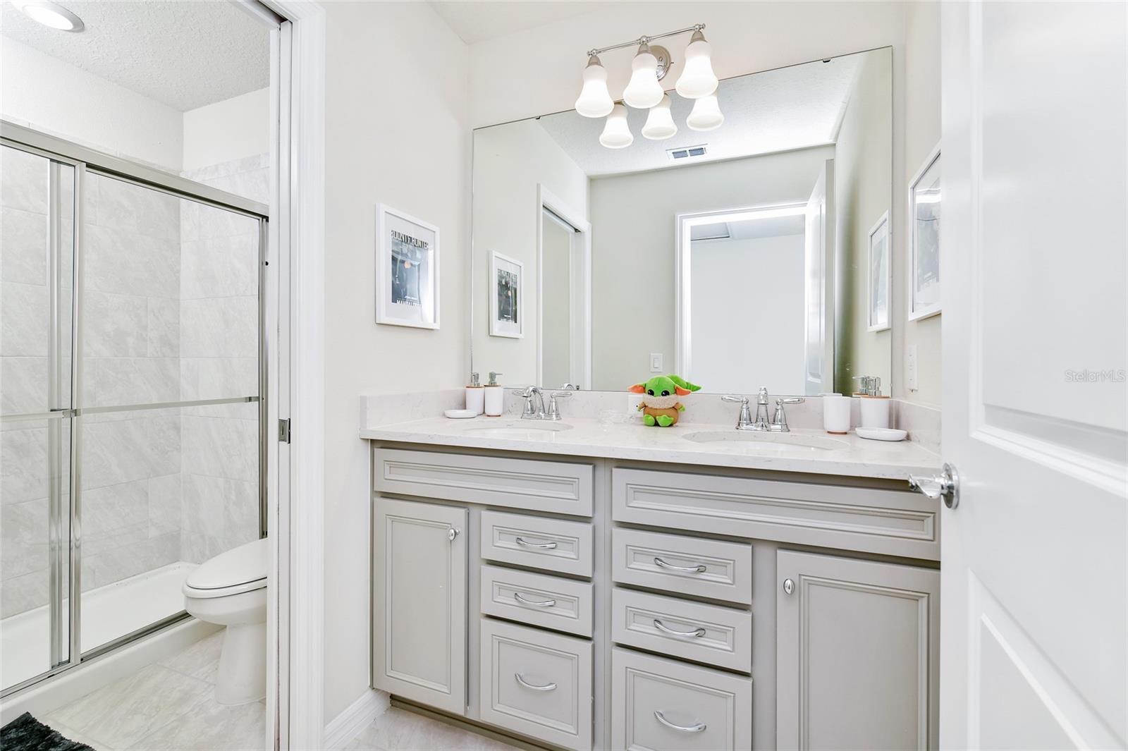 Image 18 of 49 For 3333 Lilac Way
