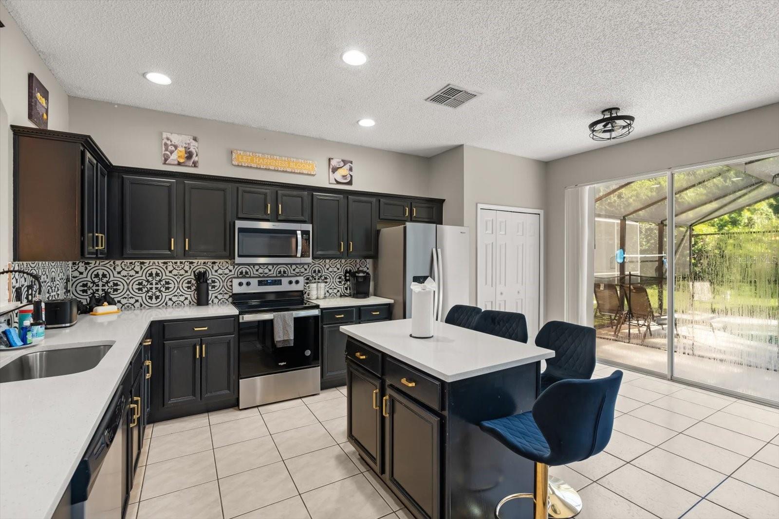 Image 11 of 41 For 4651 Golden Beach Court