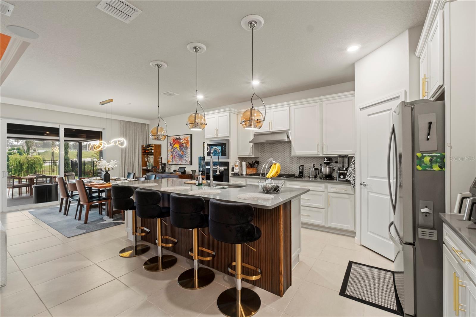 Image 14 of 40 For 15864 Winding Bluff Drive