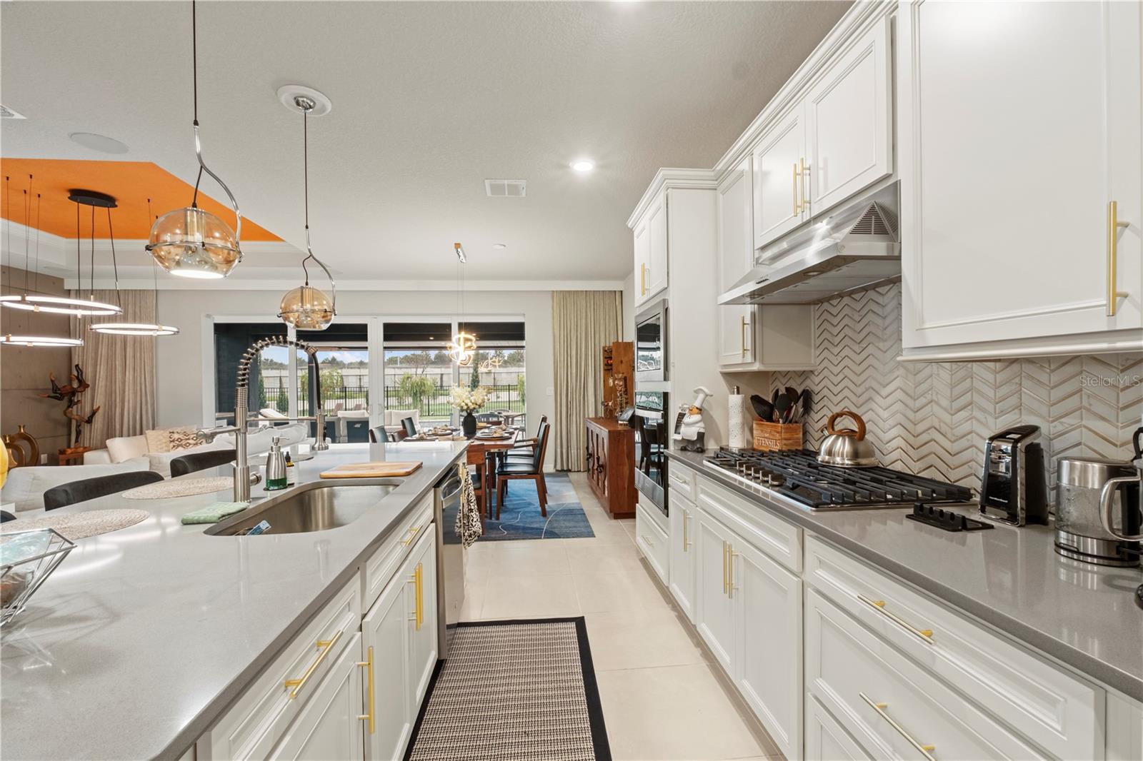 Image 16 of 40 For 15864 Winding Bluff Drive