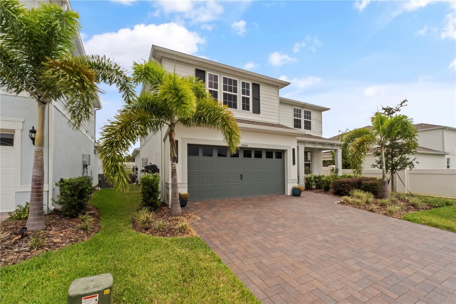 Image 2 of 40 For 15864 Winding Bluff Drive
