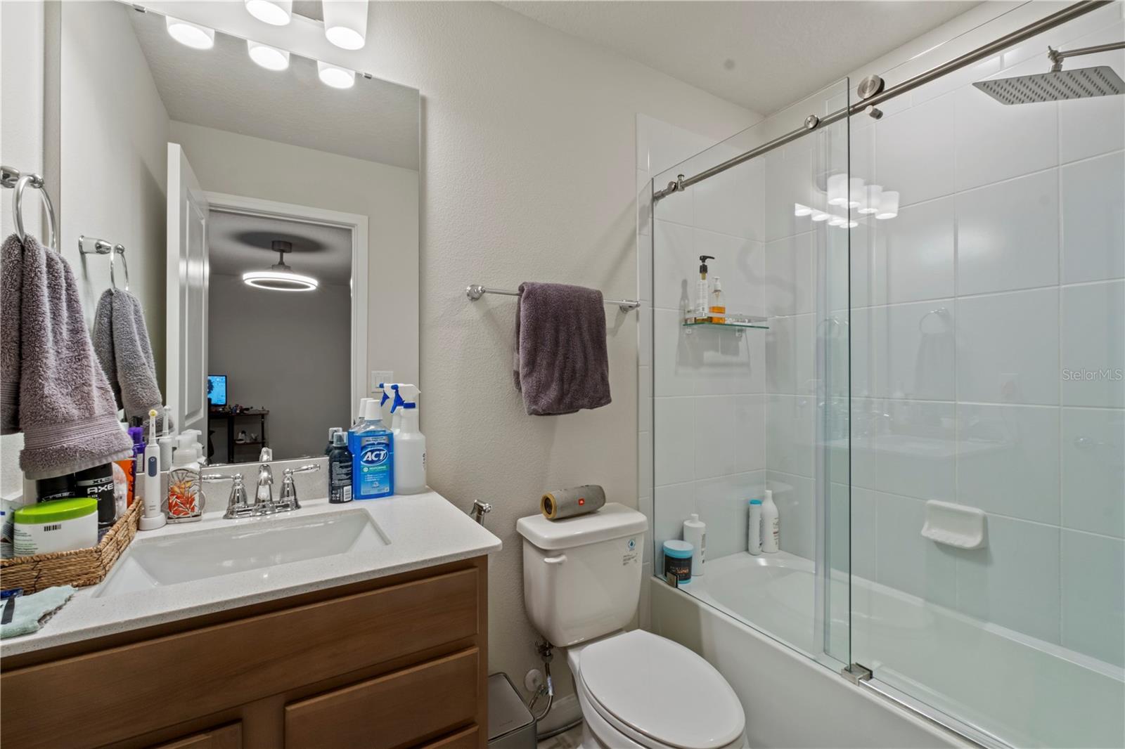 Image 26 of 40 For 15864 Winding Bluff Drive