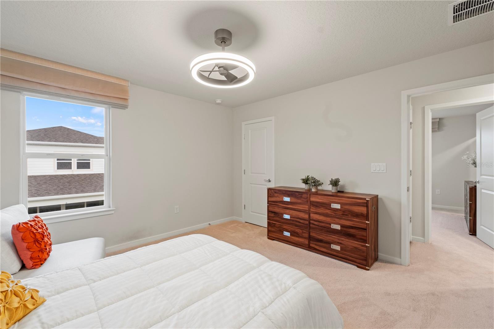 Image 31 of 40 For 15864 Winding Bluff Drive