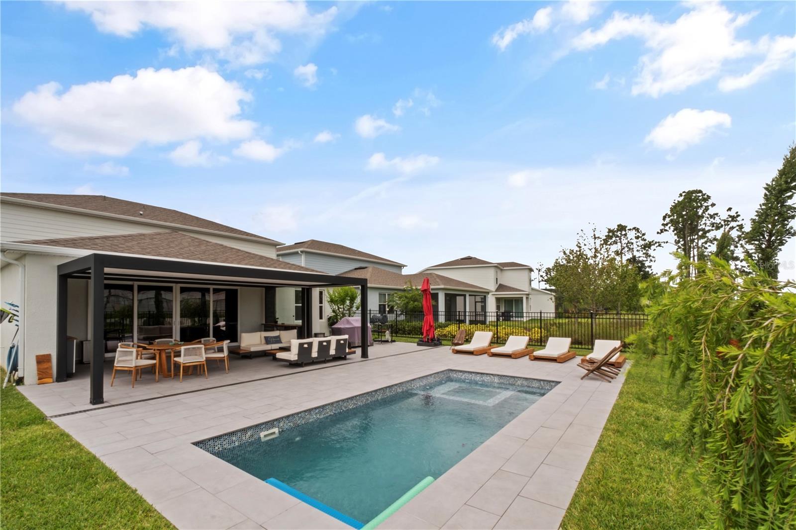 Image 38 of 40 For 15864 Winding Bluff Drive