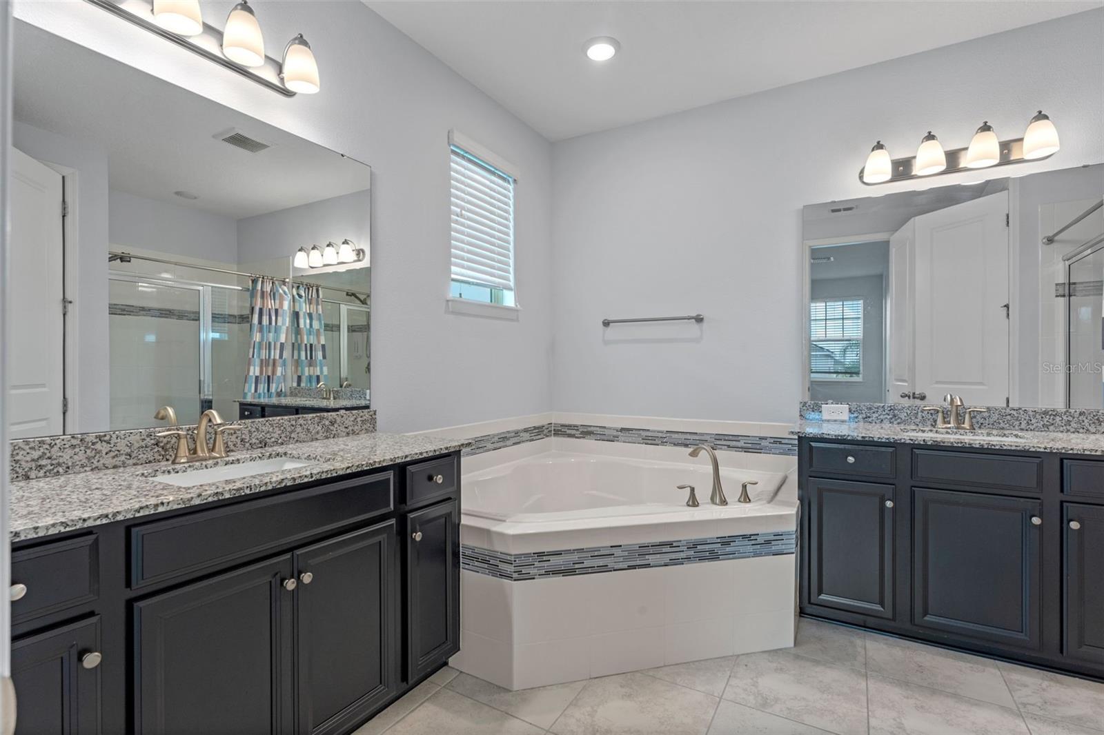 Image 20 of 45 For 14757 Glade Hill Park Way
