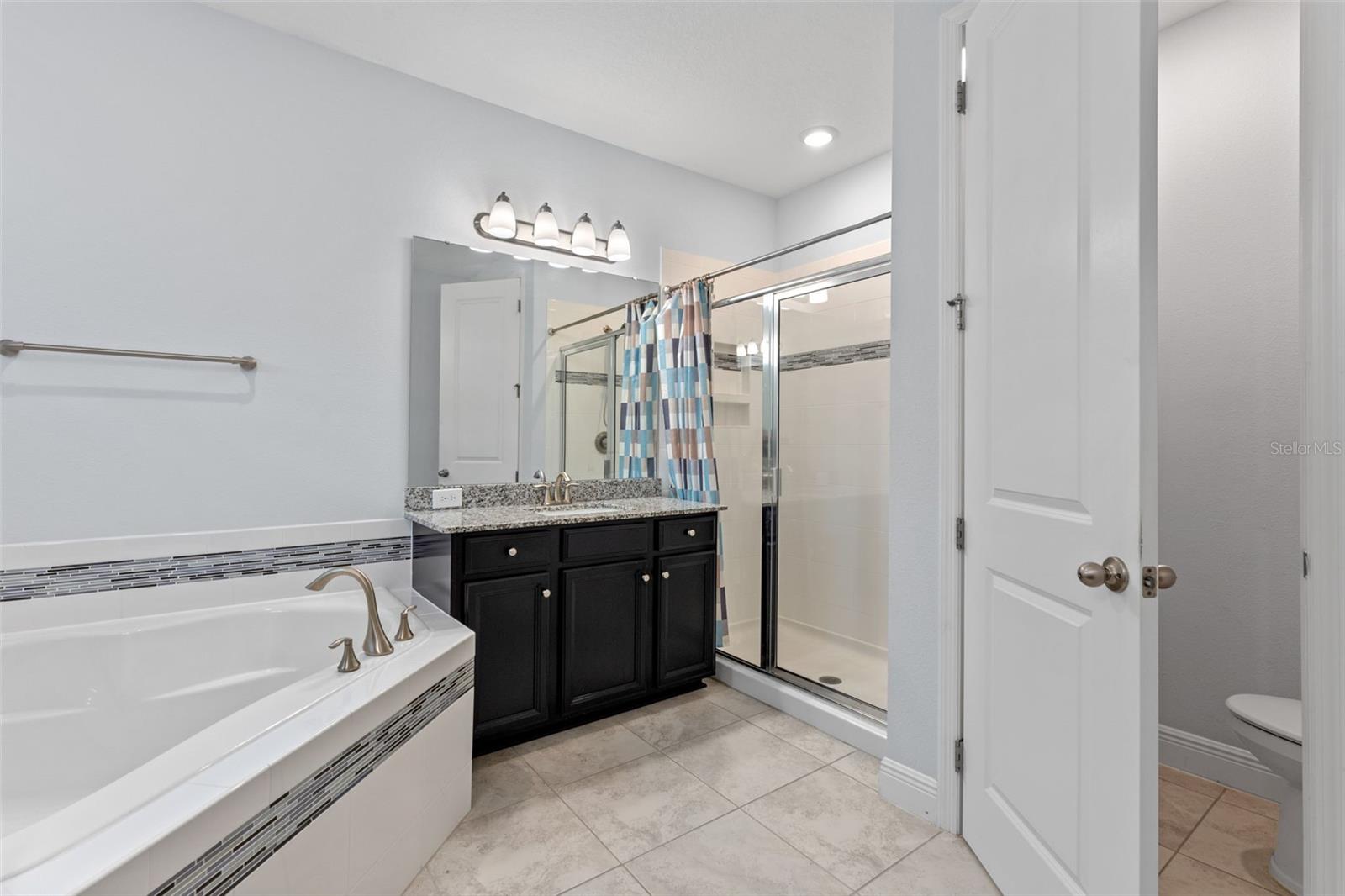 Image 21 of 45 For 14757 Glade Hill Park Way