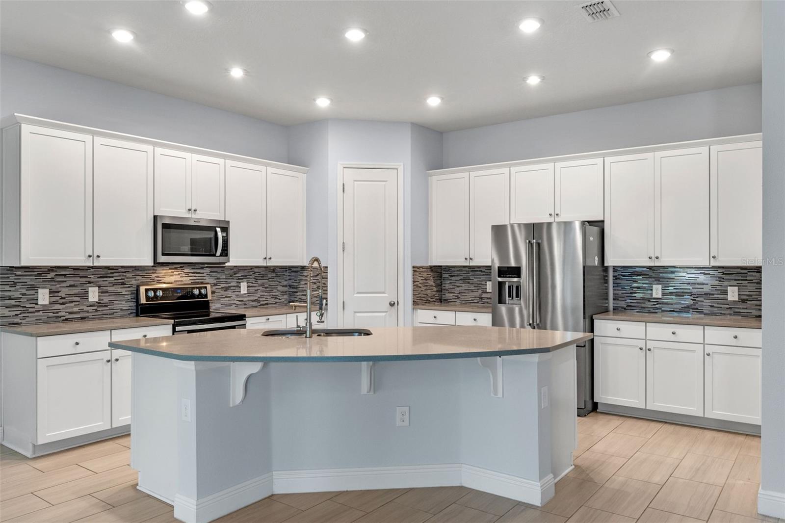 Image 4 of 45 For 14757 Glade Hill Park Way