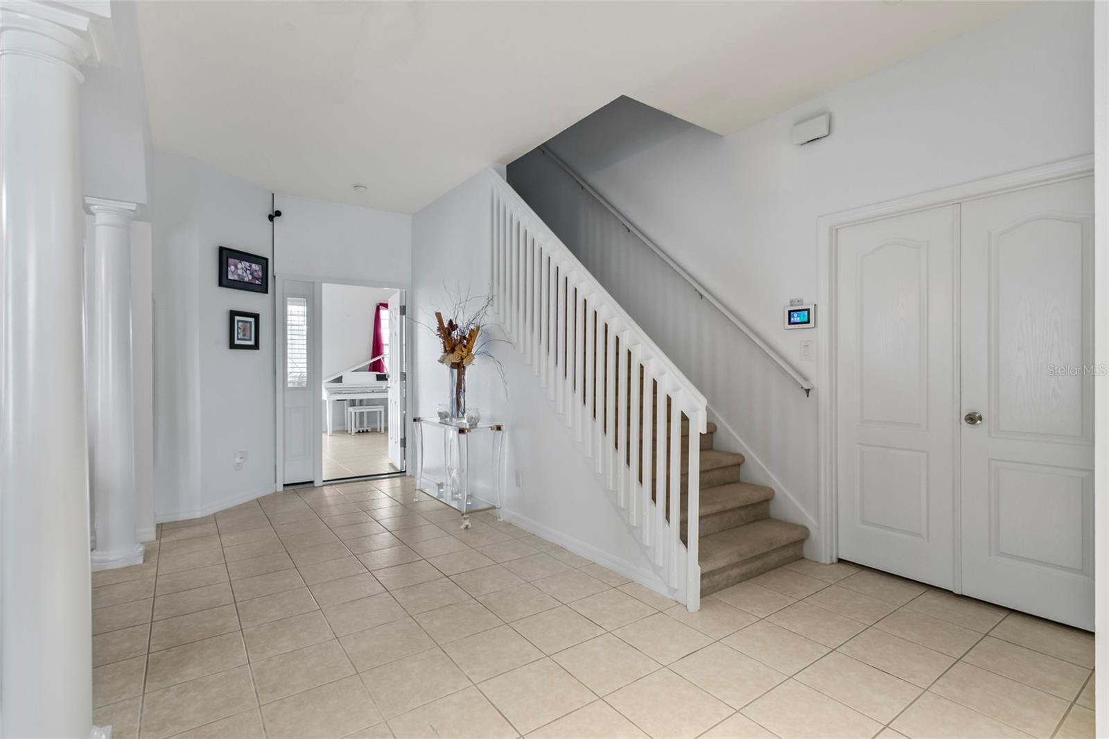 Image 5 of 34 For 913 Dorset Place