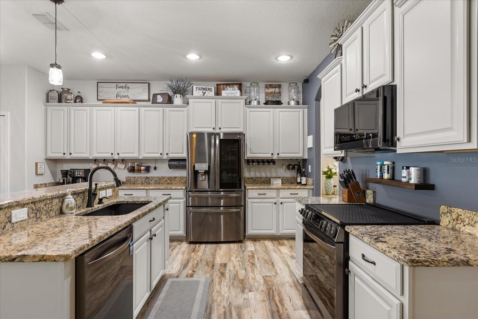 Image 14 of 53 For 4649 Coppola Drive