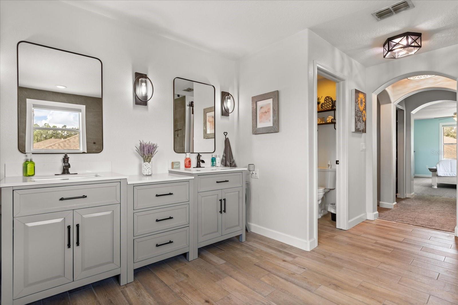 Image 20 of 53 For 4649 Coppola Drive