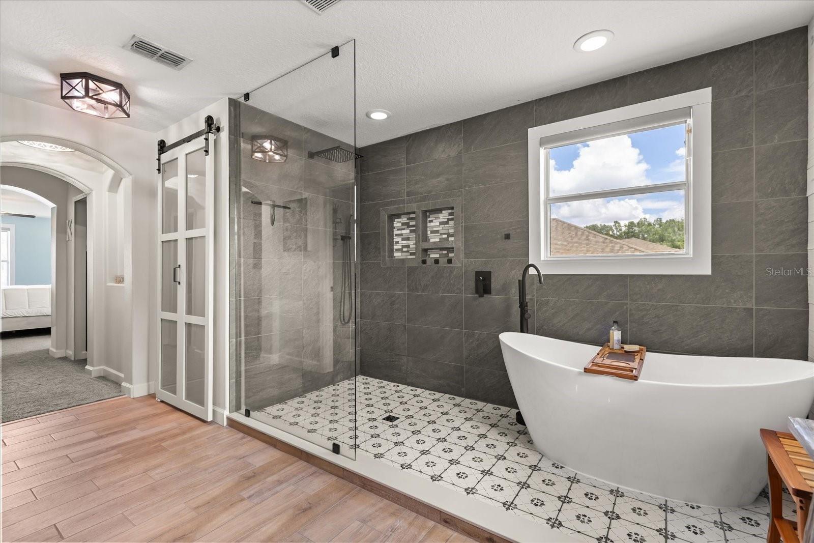 Image 21 of 53 For 4649 Coppola Drive