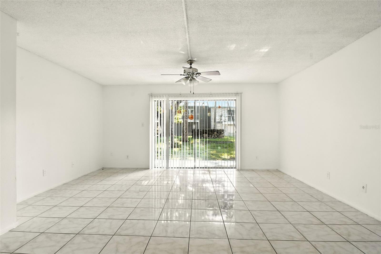 Image 11 of 32 For 3053 George Mason Avenue 7
