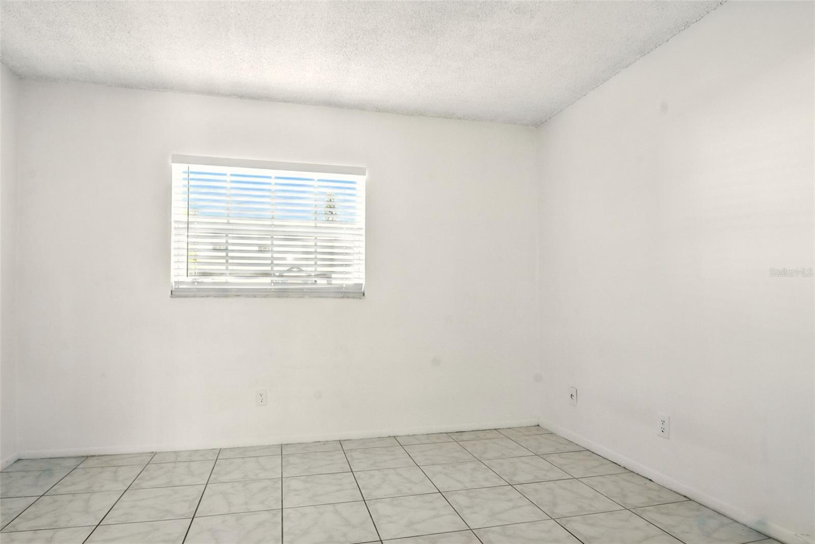 Image 19 of 32 For 3053 George Mason Avenue 7