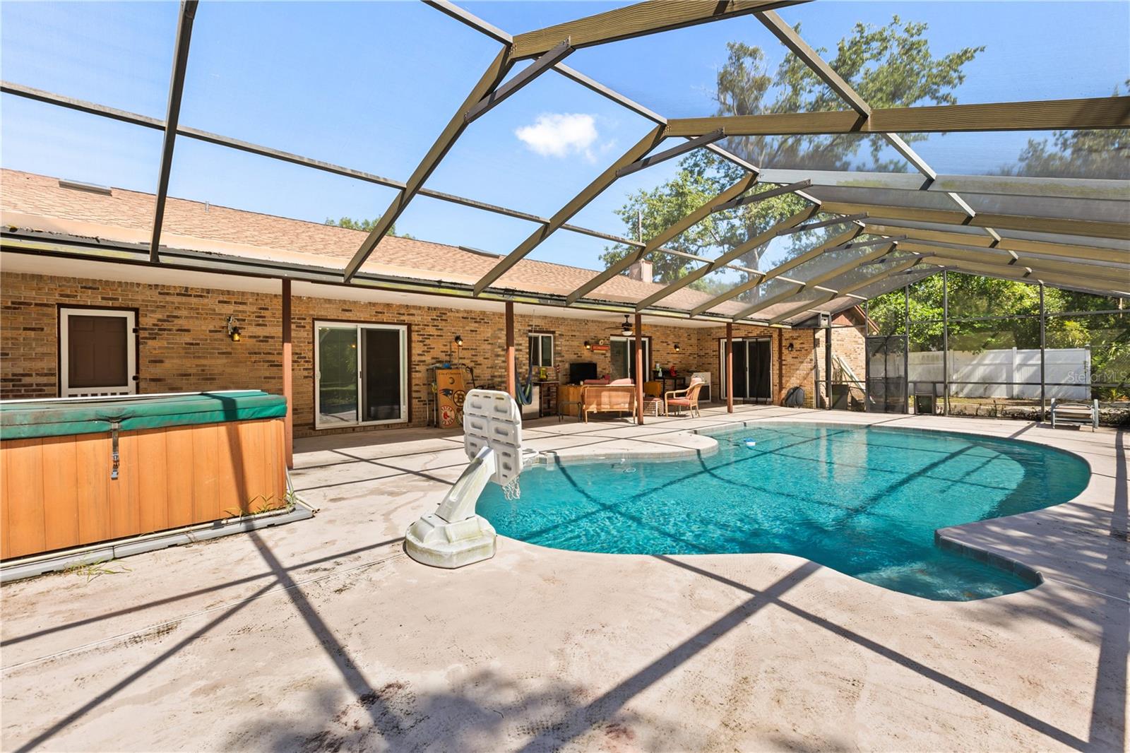Image 30 of 31 For 579 Kingway Drive