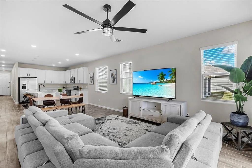 Image 2 of 23 For 10157 Spring Lake Drive