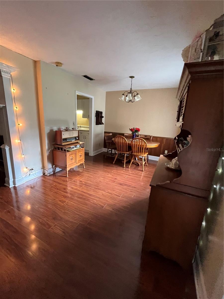 Image 11 of 27 For 3521 Balsam Drive